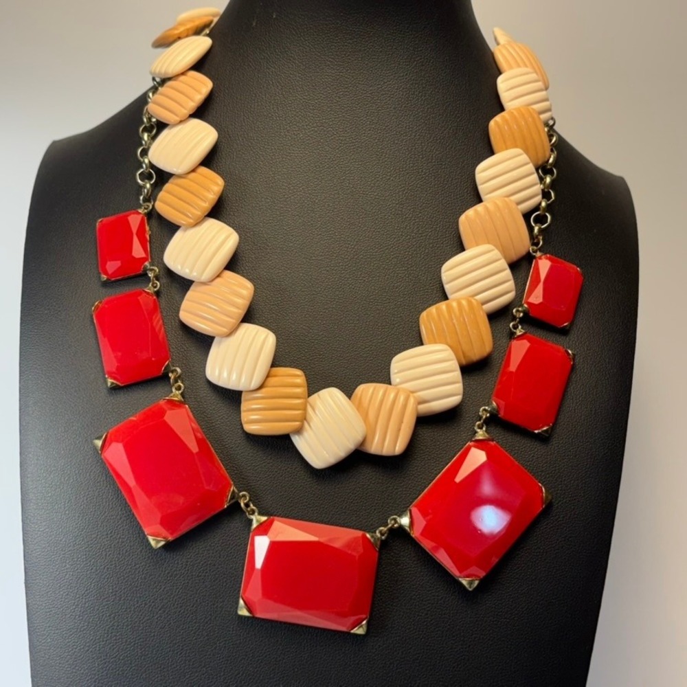 Vintage Statement Necklace Set Red Tan Eclectic Boho Chic Streetwear 2 Piece